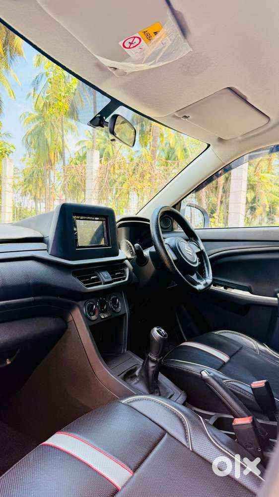 Maruti Suzuki Brezza 1.5 Lxi Smart Hybrid, 2025, Petrol