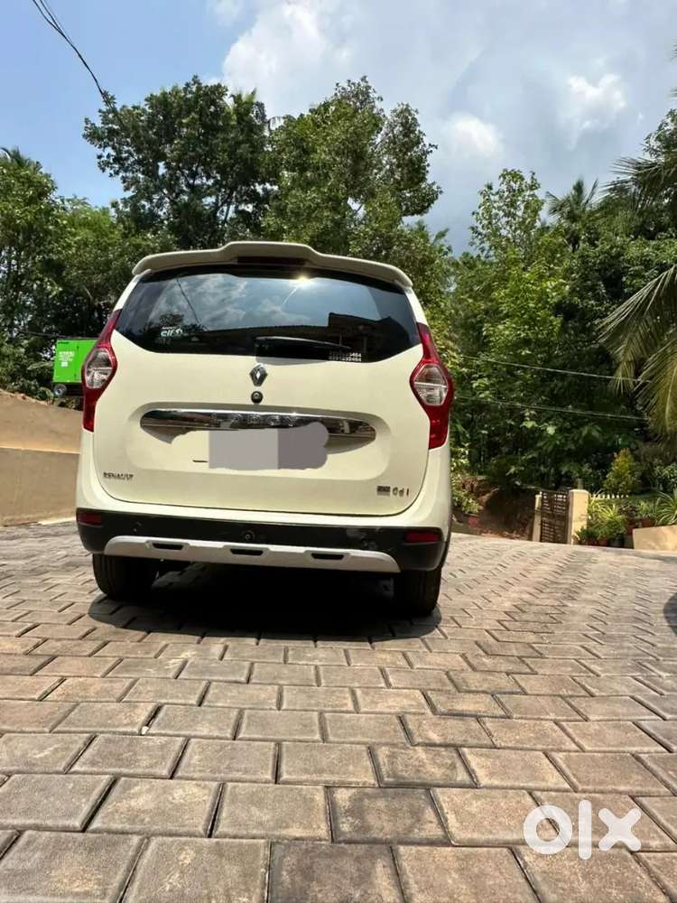 Renault Lodgy 2015 Diesel Well Maintained