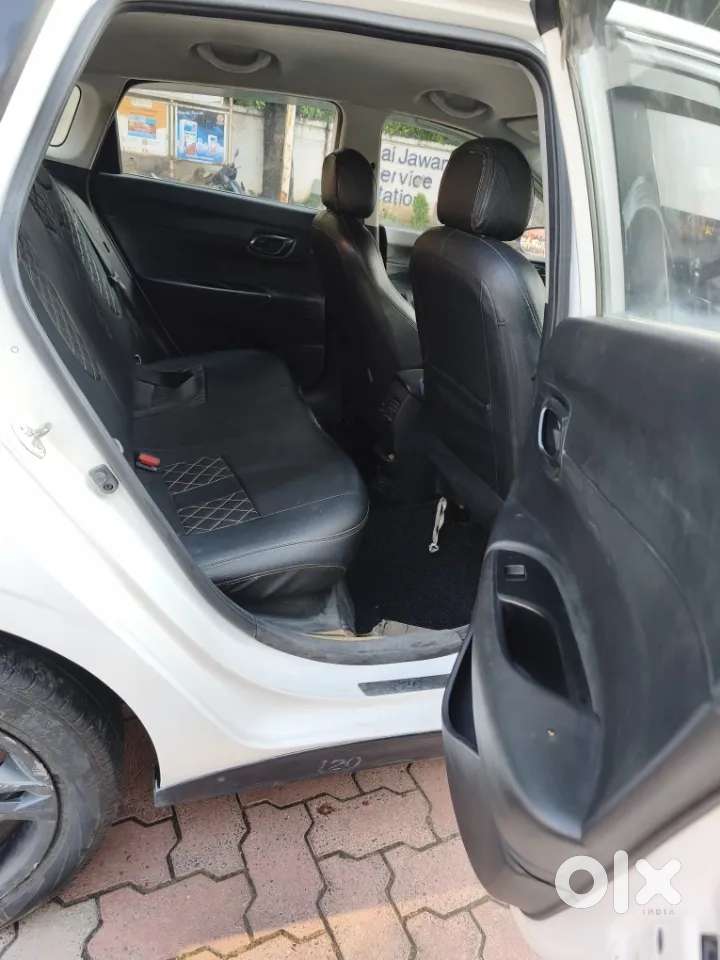 Hyundai I20 Sportz 1.2 Mt, 2022, Petrol