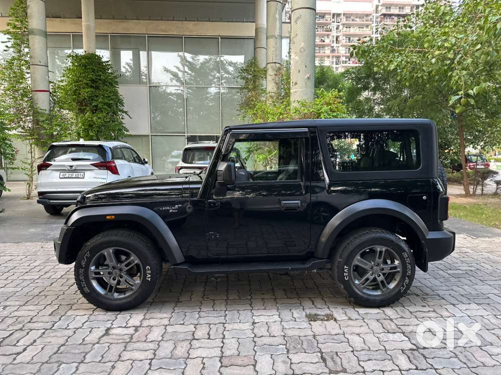 Mahindra Thar 4x4 At Petrol 2022 (top Variant)