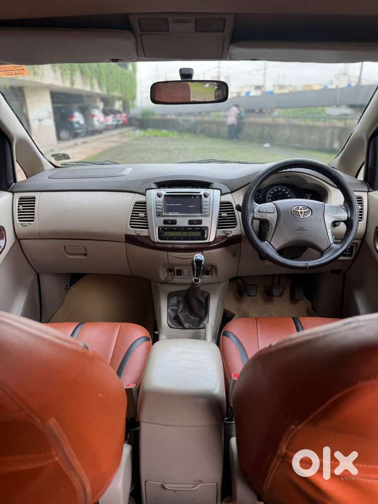 Toyota Innova 2.5 V 7 Str, 2013, Diesel
