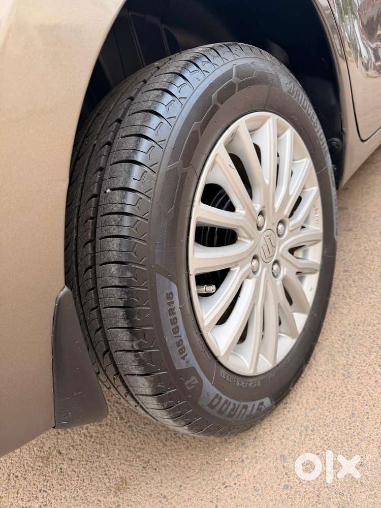 Maruti Suzuki Dzire 1.2 Zxi, 2017, Petrol