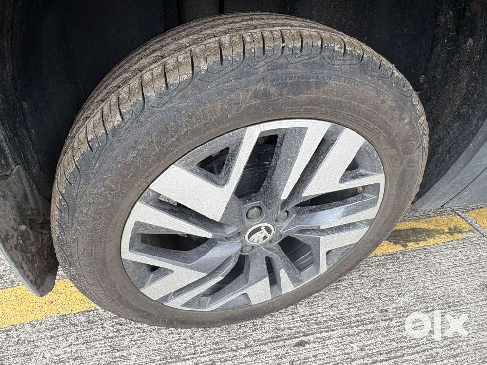 Skoda Kylaq Prestige At, 2025, Petrol