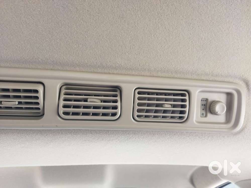 Maruti Suzuki Ertiga Vxi At Petrol, 2019, Petrol