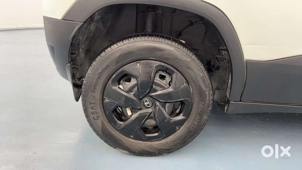 Tata Punch 1.2 Revotron Adventure Rhythm Pack Mt, 2022, Petrol