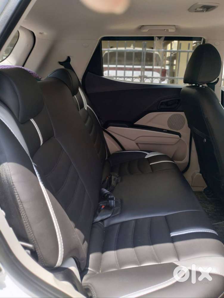 2024 Mahindra Xuv300 W4 Turbo Petrol (single Owner)