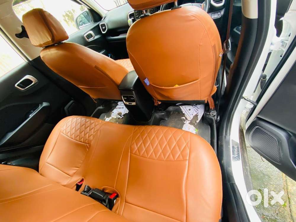 Hyundai Venue 2020 Petrol 19000 Km Driven