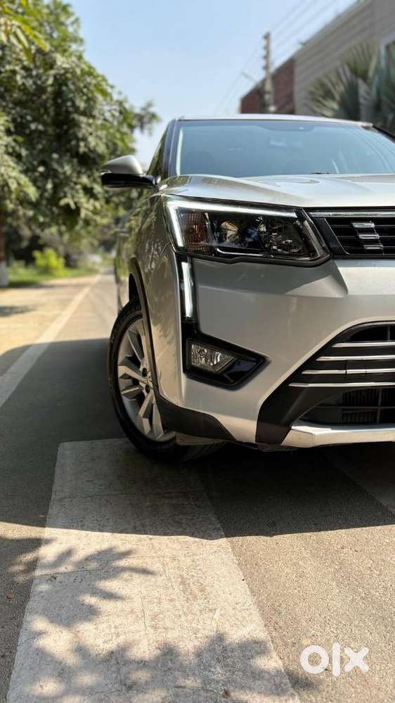 Mahindra Xuv300 W8 Option Dual Tone, 2019, Petrol