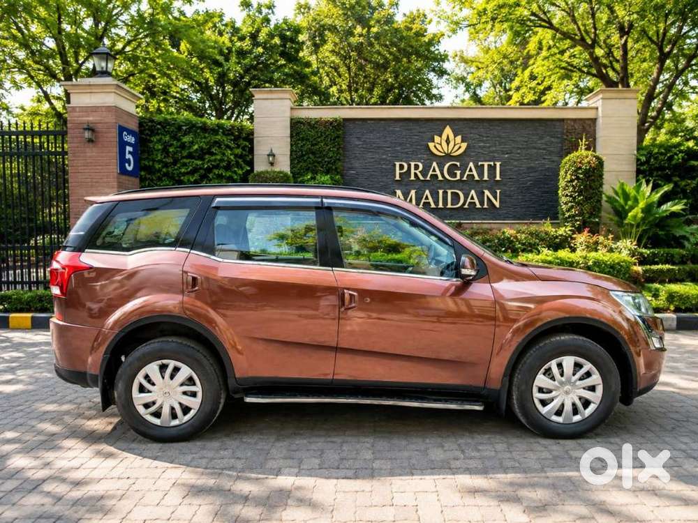 Mahindra Xuv500 W7, 2019