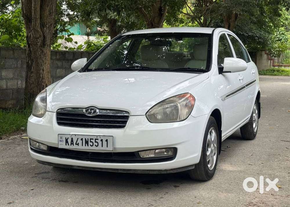 Hyundai Verna Vtvt 1.6 Sx, 2010, Petrol
