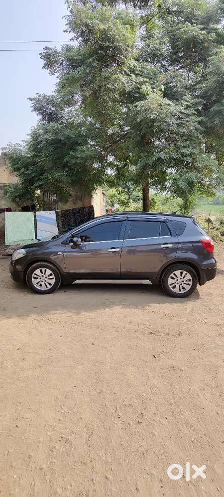 Maruti Suzuki S Cross 2016 Diesel Well Maintained
