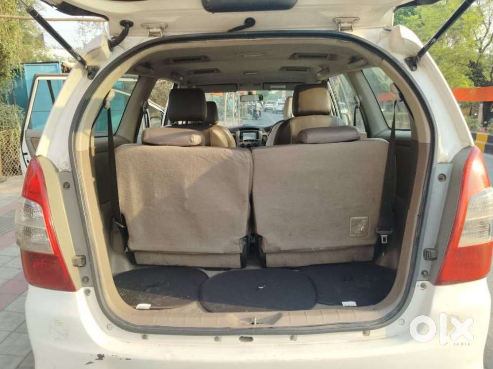 Toyota Innova 2.5 G (diesel) 7 Seater, 2016, Diesel