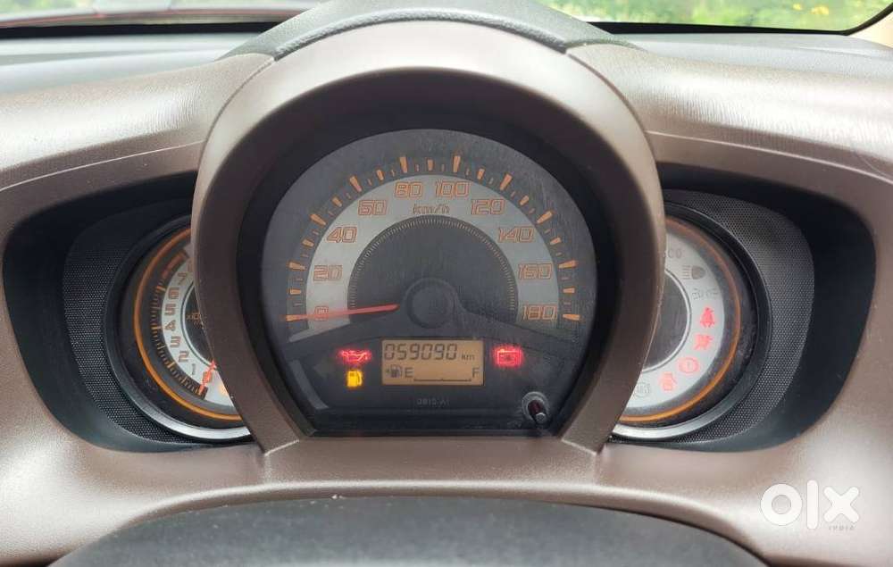 Honda Brio V Mt, 2011, Petrol