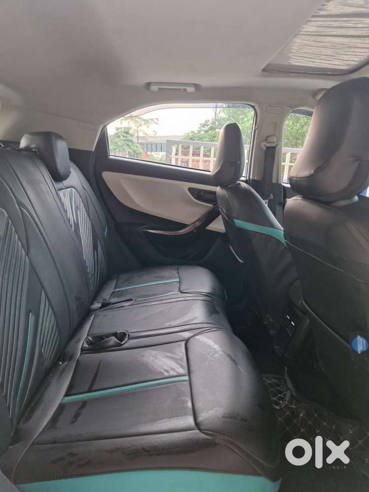 Tata Nexon Fearless Plus (ps) 1.2 Icng 6mt Red Dark Edition, 2025, C..