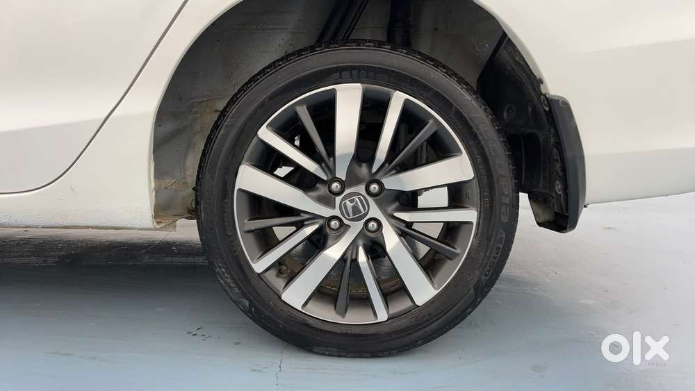 Honda City 1.5 Zx I-vtec Mt, 2023, Petrol