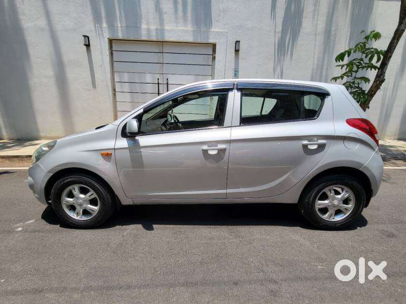 Hyundai I20 2010-2012 1.2 Asta Option With Sunroof, 2009, Petrol