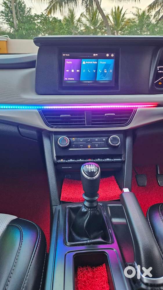 Mahindra Xuv700 2.2 Ax 5 Diesel Mt 7 Str, 2024, Diesel