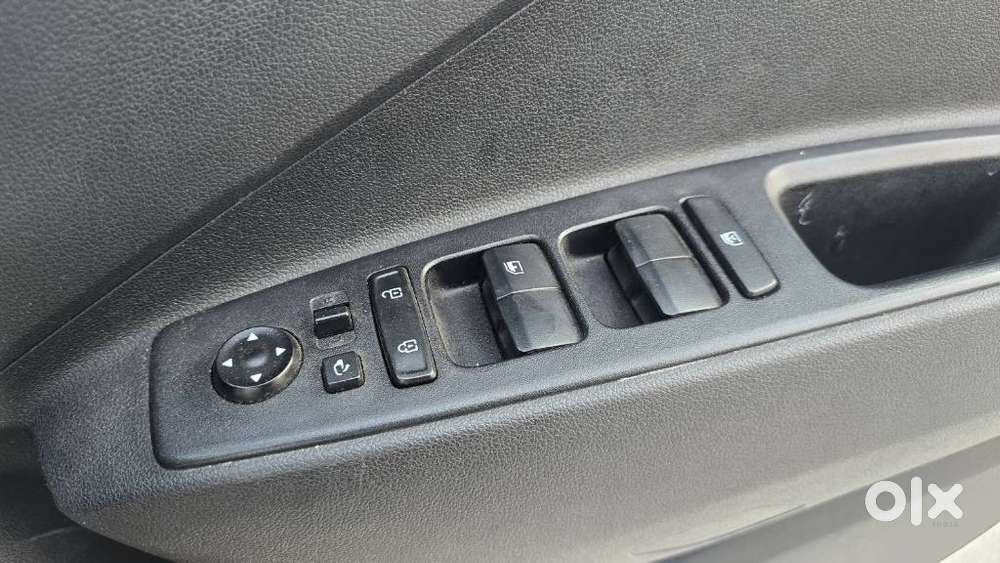 Hyundai Exter Sx (o) Connect 1.2 Mt Dual Tone, 2023, Petrol