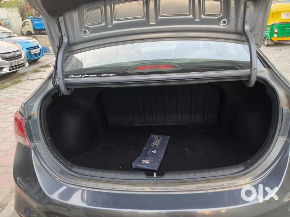 Hyundai Verna 1.6 Vtvt Sx, 2017, Petrol
