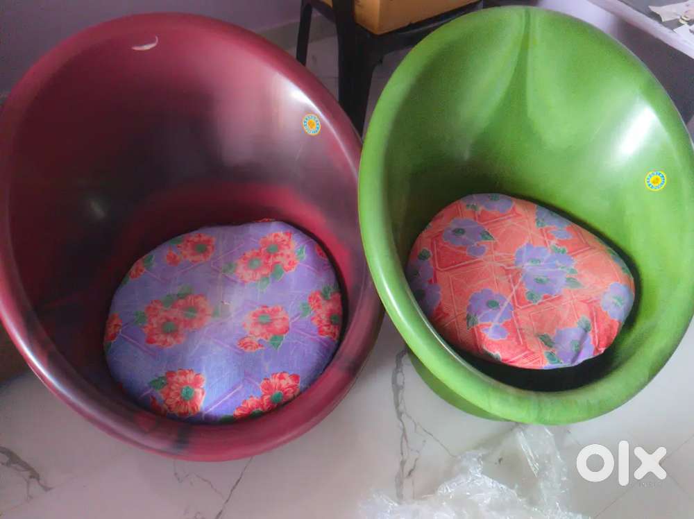 Chairs with cushion