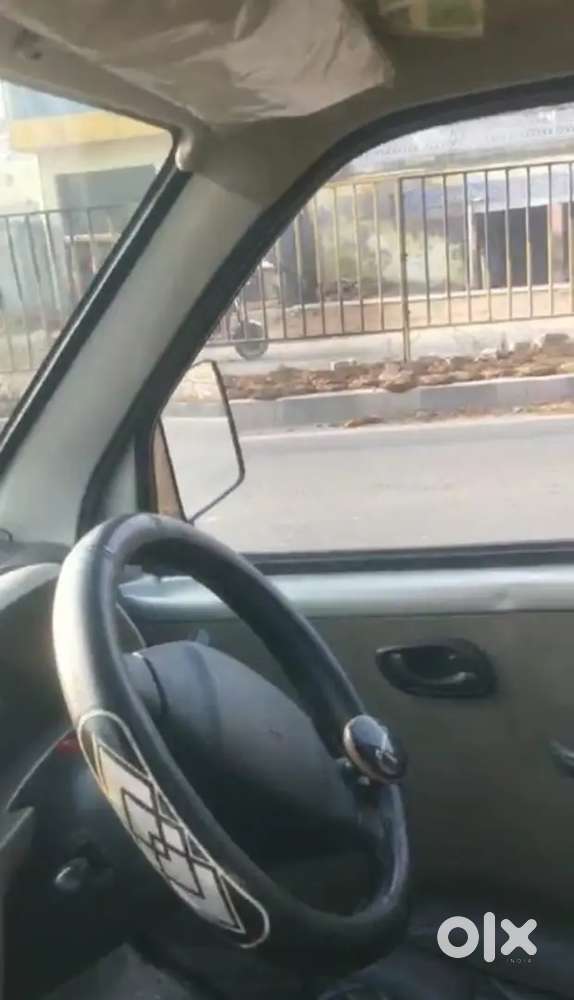 Maruti Suzuki Zen Estilo 2010