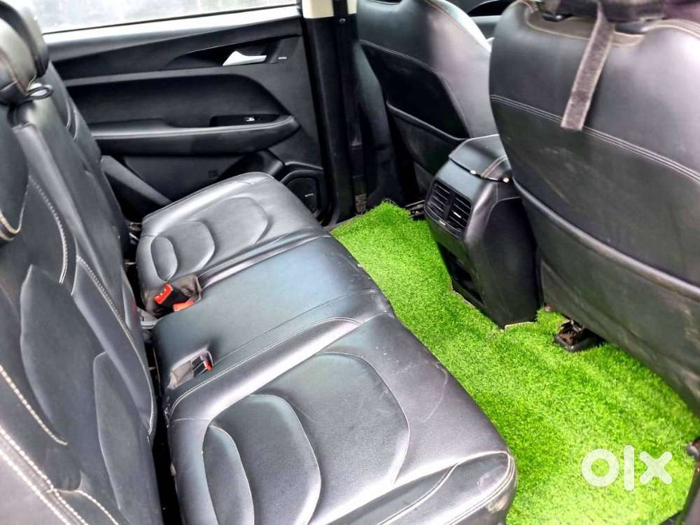 Maruti Suzuki Xl6 1.5 Alpha Plus Mt, 2019, Petrol