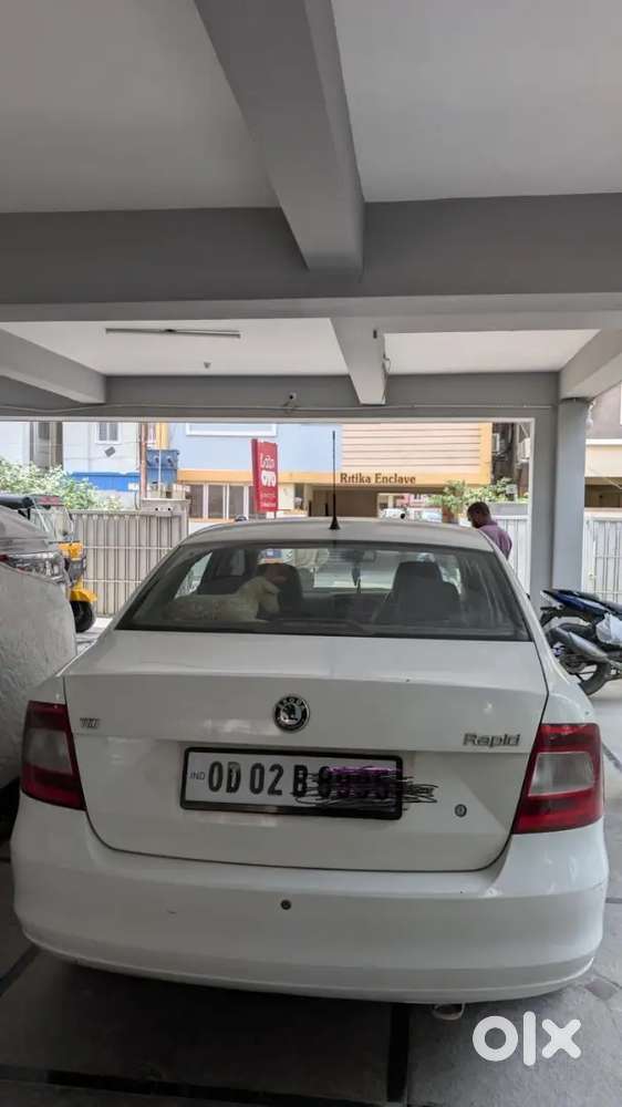 Skoda Rapid 2012 Diesel 80000 Km Driven