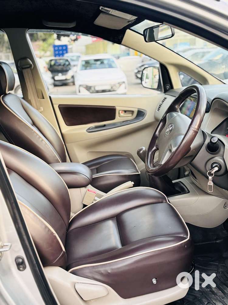 Toyota Innova 2.5 Gx 8 Seater Limited Edition, 2013, Diesel