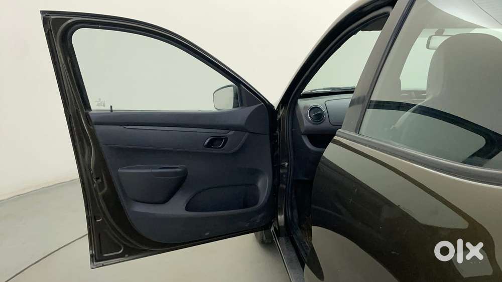 Renault Kwid 1.0 Rxt, 2016, Petrol