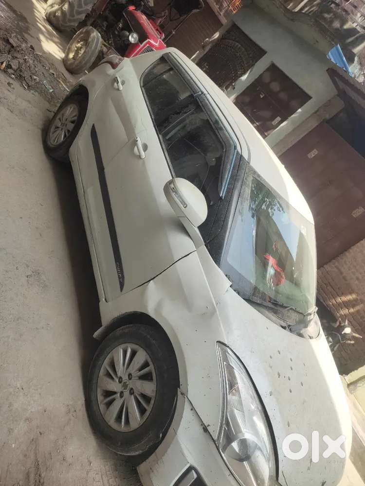 Maruti Suzuki Swift 2015 Diesel 132000 Km Driven