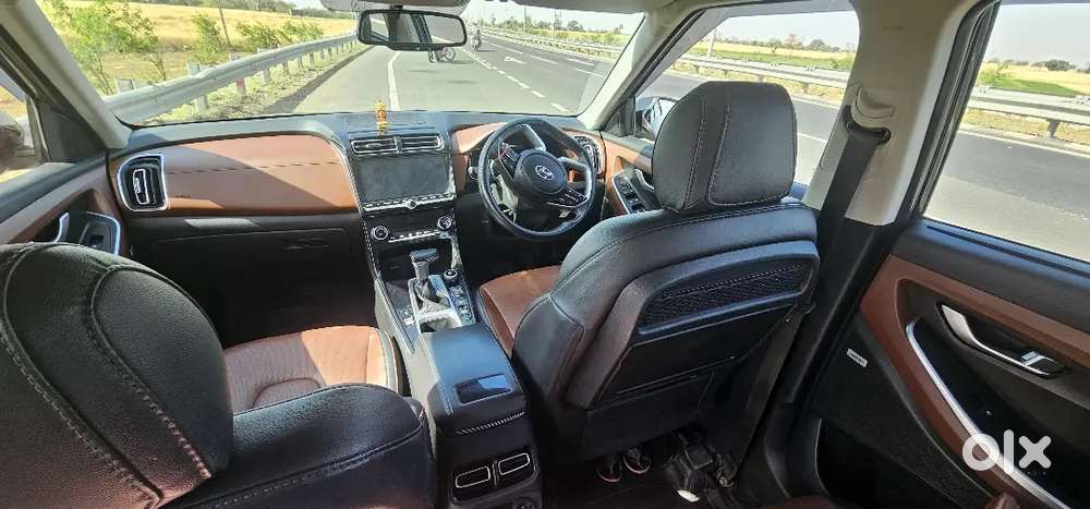 Hyundai Alcazar Diesel Less Driven Well Maintained Car.
