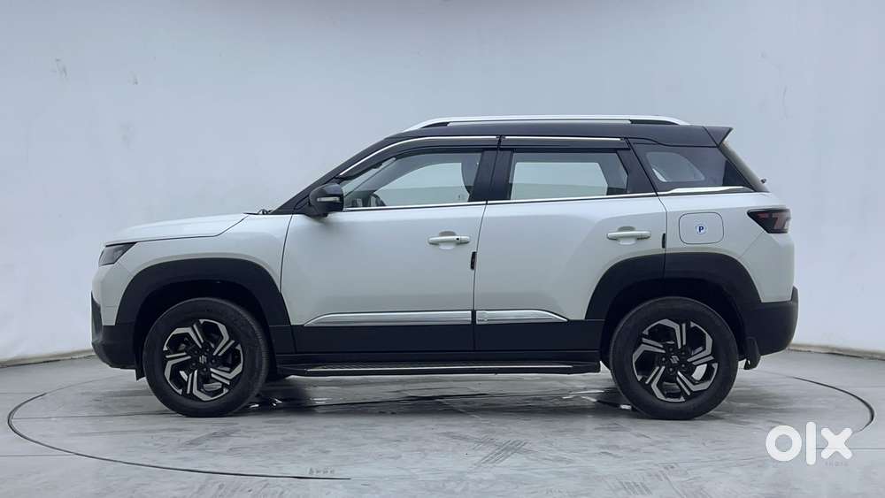 Maruti Suzuki Vitara Brezza 1.5 Zxi, 2023, Petrol