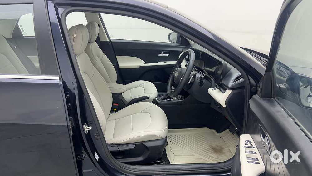 Hyundai Verna Sx 1.5 Petrol Ivt, 2024, Petrol