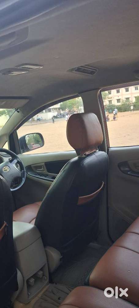 Toyota Innova 2.5 Z Diesel 7 Seater, 2012, Diesel