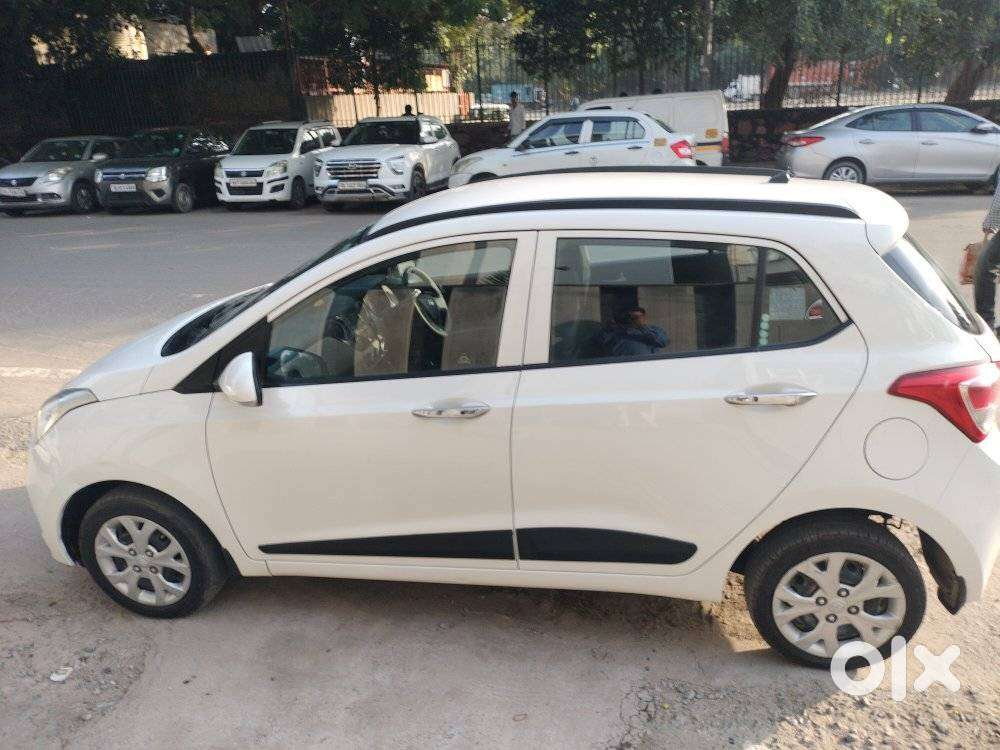 Hyundai Grand I10 Sportz 1.2 Kappa Vtvt, 2013, Petrol