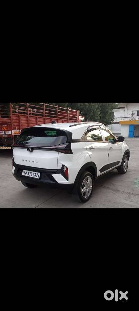 Tata Nexon 1.2 Revotron Xm Plus (s), 2024, Petrol