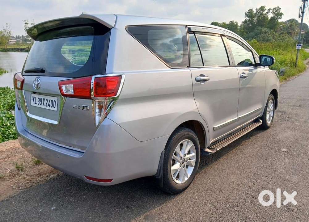 Toyota Innova Crysta 2019