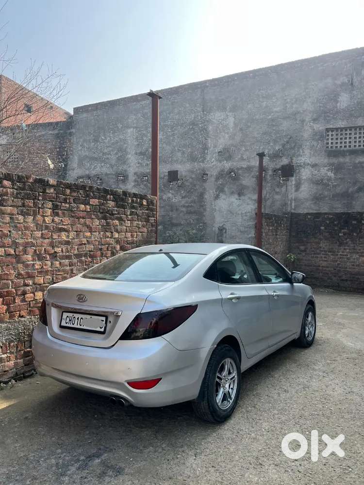 Hyundai Varna 2013