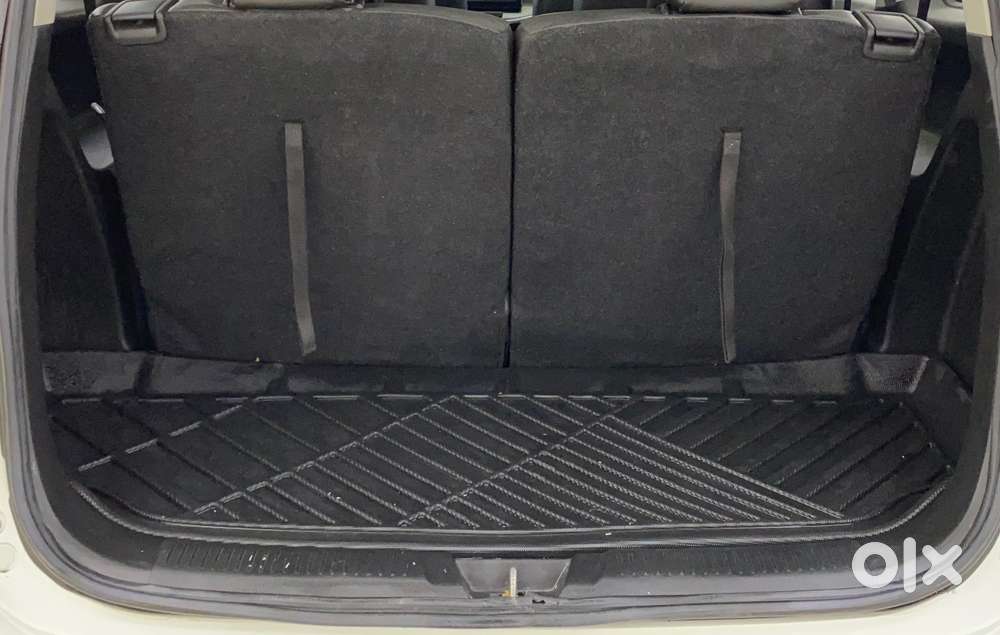 Maruti Suzuki Xl6 Alpha, 2021, Petrol