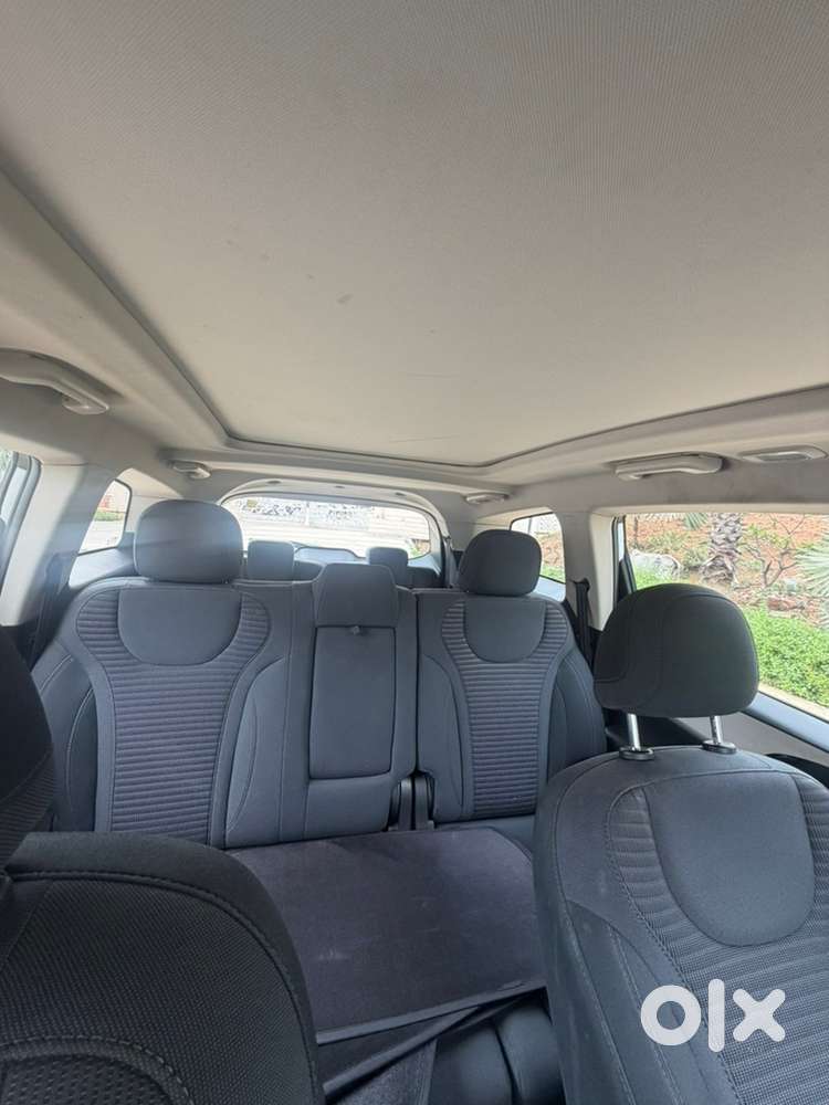 Mahindra Xuv700 Diesel Mt 2024