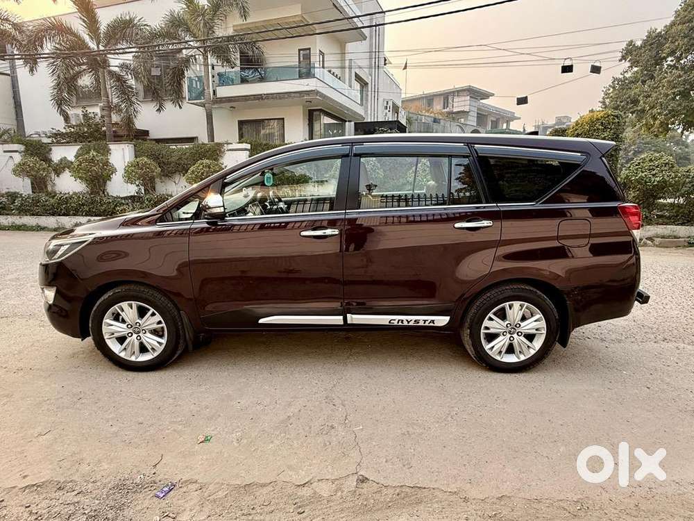 Toyota Innova Crysta 2017 Petrol 115000 Km Driven