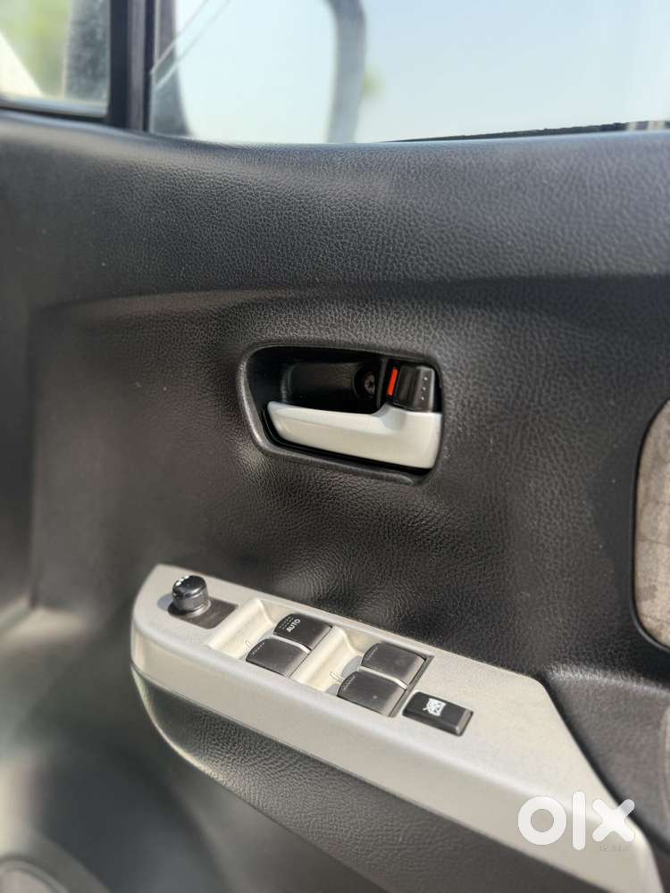 Maruti Suzuki Wagon R Vxi, 2013, Petrol