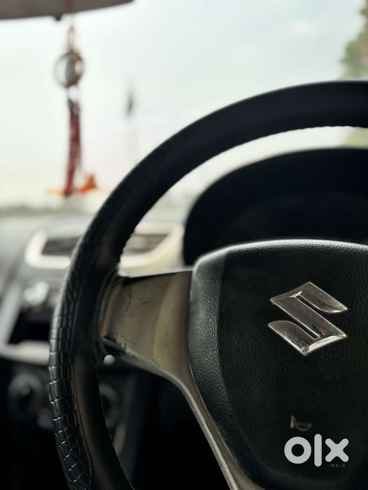 Maruti Suzuki Swift Vxi, 2014, Petrol