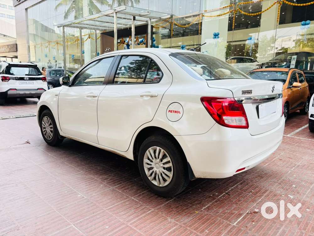 Maruti Suzuki Swift Dzire 1.2 Vxi, 2017, Petrol