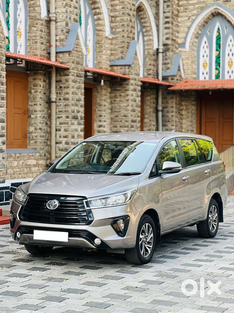 Toyota Innova Crysta [2020-ongoing] 2.4 Gx At 7 Str, 2022, Diesel