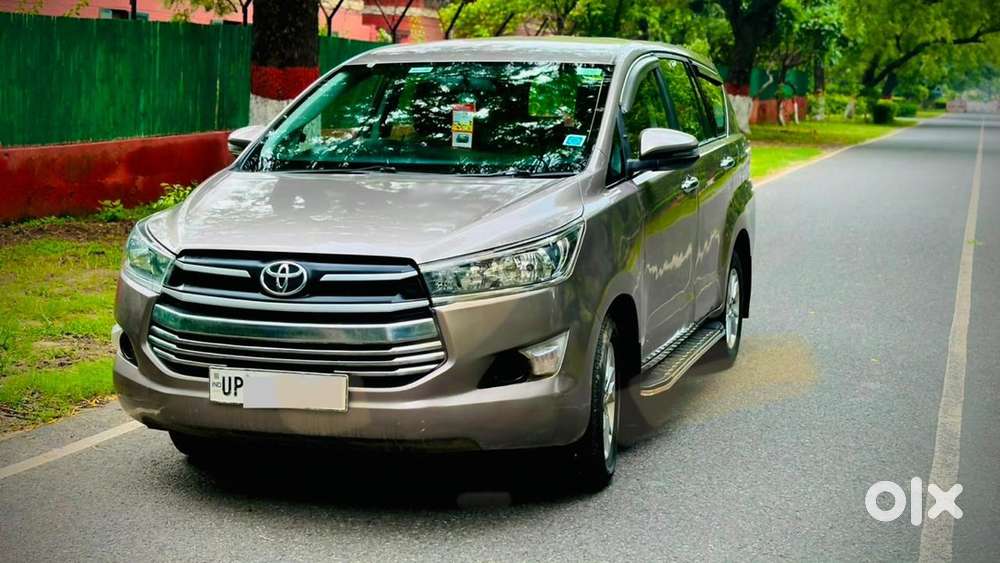  Toyota Innova Crysta 2.4 G Diesel &ndash; Excellent Condition