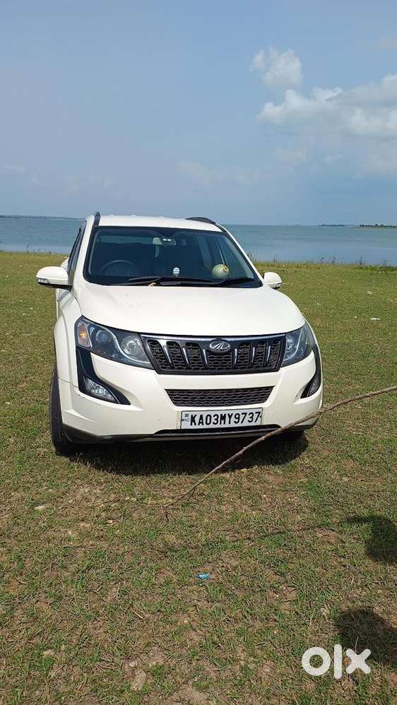 Mahindra Xuv500 W6 2016 Pearl White