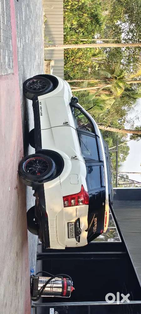 Xuv500 W10 Diesel  Nov 2015