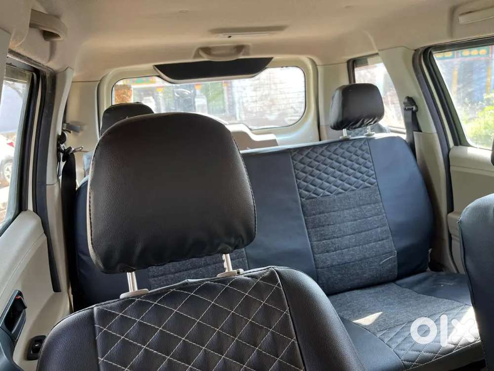 Mahindra Tuv 300 2017 Diesel 60000 Km Driven