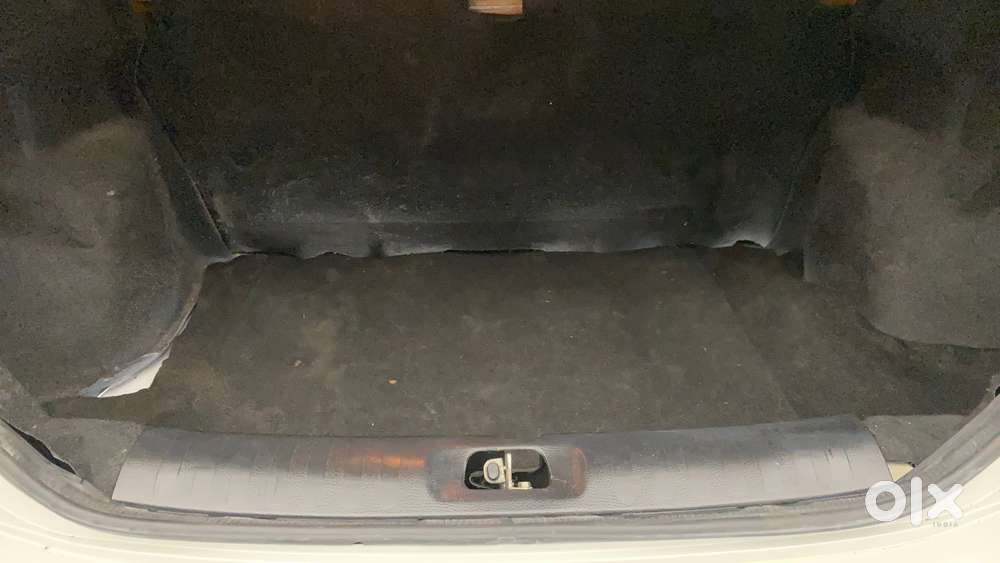 Maruti Suzuki Swift Dzire Vdi (o), 2016, Diesel